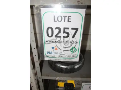 LOTE 257 - MATERIAL DIVERSO