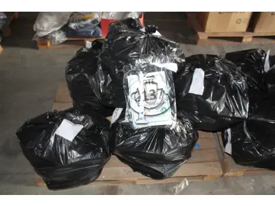 LOTE 137 - MATERIAL DIVERSO