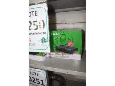 LOTE 250 - MATERIAL DIVERSO