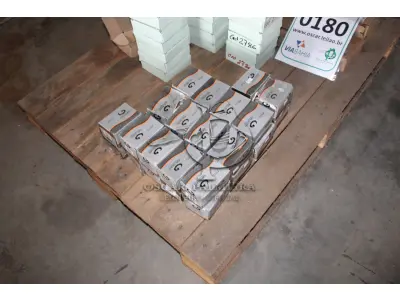 LOTE 180 - MATERIAL DIVERSO