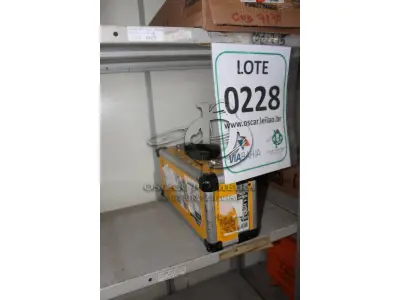 LOTE 228 - MATERIAL DIVERSO