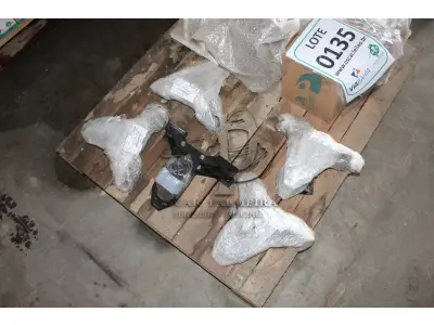 LOTE 135 - MATERIAL DIVERSO