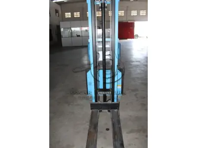 LOTE 119 - MATERIAL DIVERSO