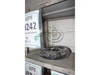 LOTE 242 - MATERIAL DIVERSO