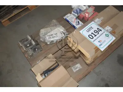 LOTE 194 - MATERIAL DIVERSO