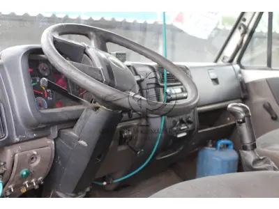 LOTE 123 - CAMINHÃO DE PINTURA, VW/13.190