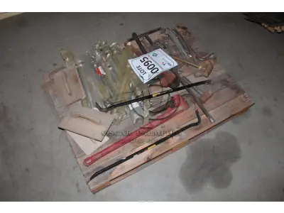 LOTE 095 - MATERIAL DIVERSO
