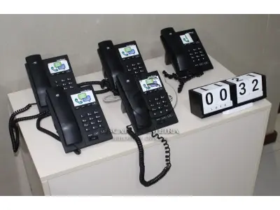 LOTE 032 - CONJ. APARELHOS INTELBRAS TIP-120