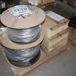 LOTE 132 - MATERIAL DIVERSO