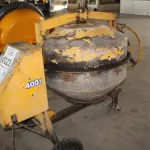 LOTE 121 - MATERIAL DIVERSO